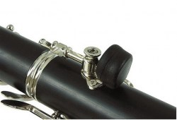 x-yamaha_thumb-rest-cushion-for-clarinet_3.487